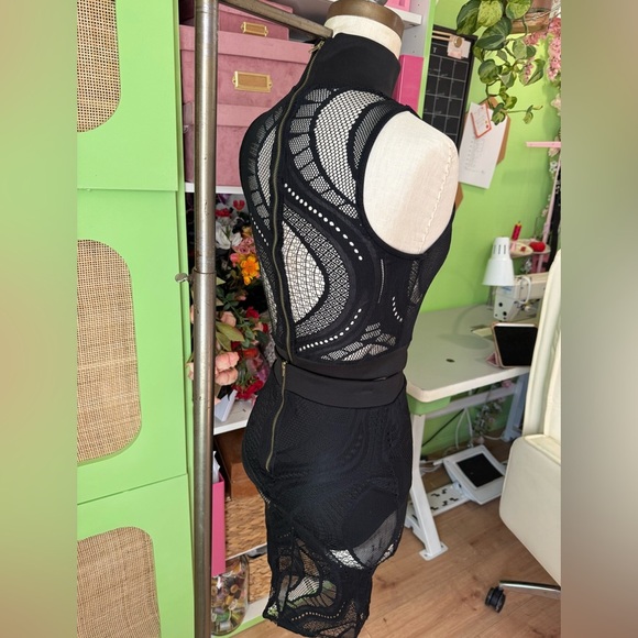 Knit Lace Seperates - Picture 2 of 4